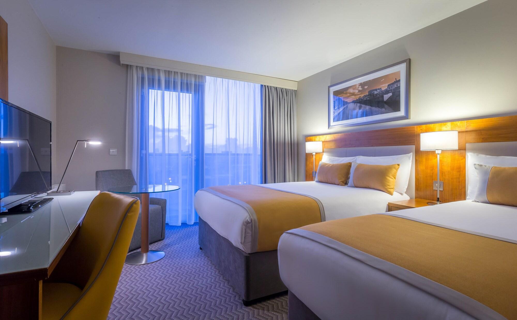 Maldron Hotel Portlaoise ภายนอก รูปภาพ